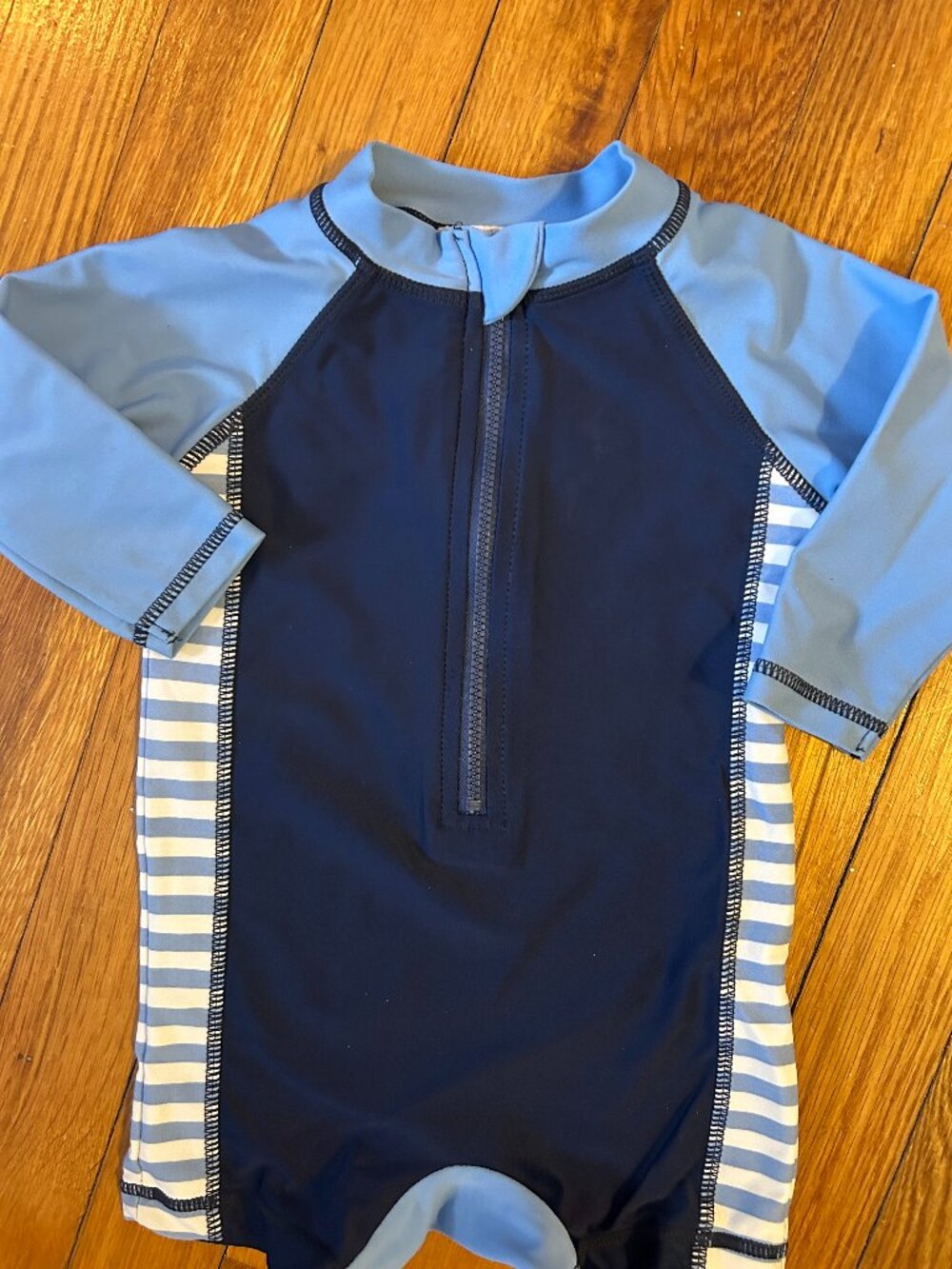 IINFANT BOY RASHGUARD ONESIE